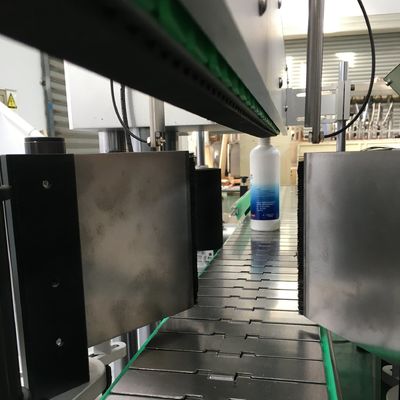 Npack PLC Control Automatic Two Sides Labeling Machine per bottiglie di plastica rotonde e quadrate