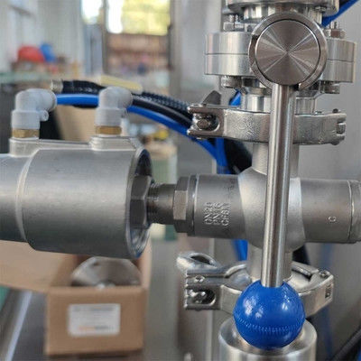 Macchine di riempimento automatiche a pompa a pistoni a testa singola Cura del corpo per barattolo / bottiglia
